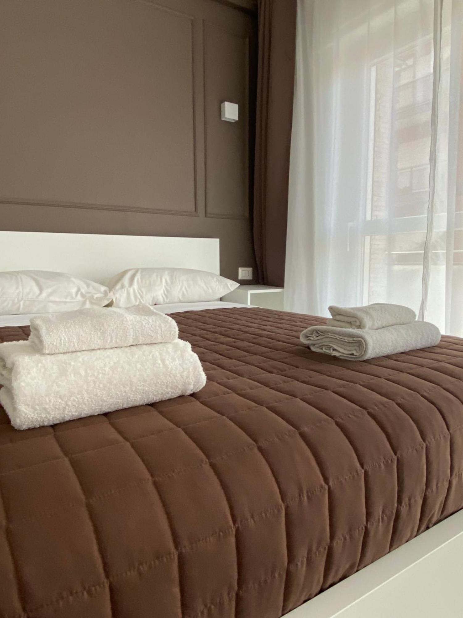 Quintino Sella Rooms Бари Екстериор снимка